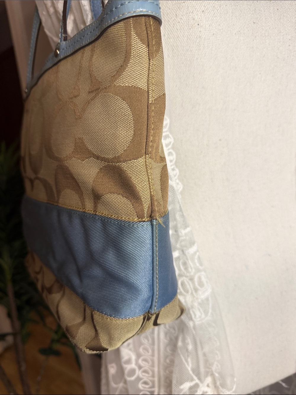 Coach Beige Signature Canvas Tote with Light Blue Trim - Picture 4 of 14